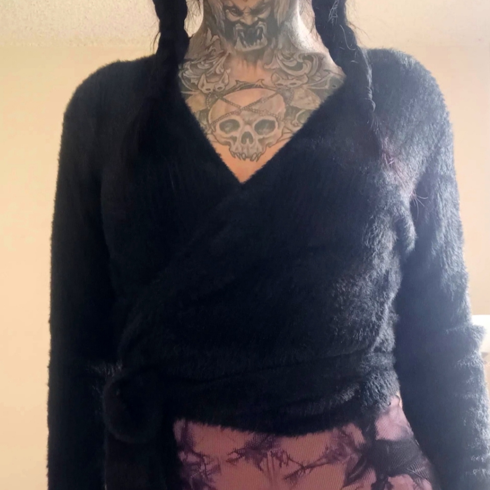 Fashion nova wrap fuzzy sweater